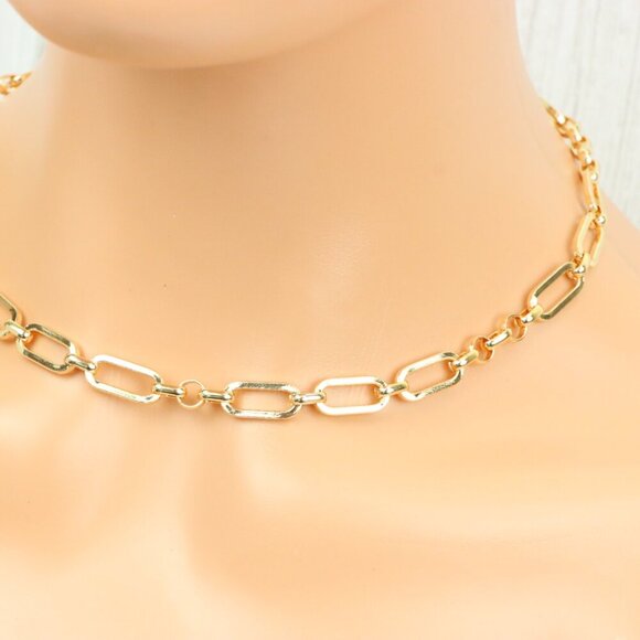 "Minimalist & Elegant Necklace Chain – Perfect for Women & Girls | UNVRC1654 - Picture 4 of 10